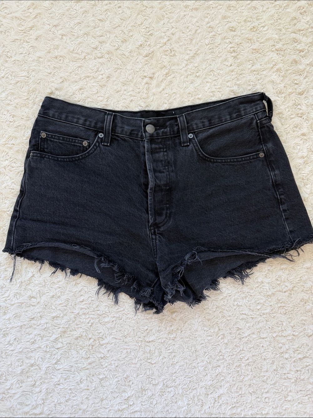 Denim Forum High-Rise Black Frayed Hem Denim Shorts size 29